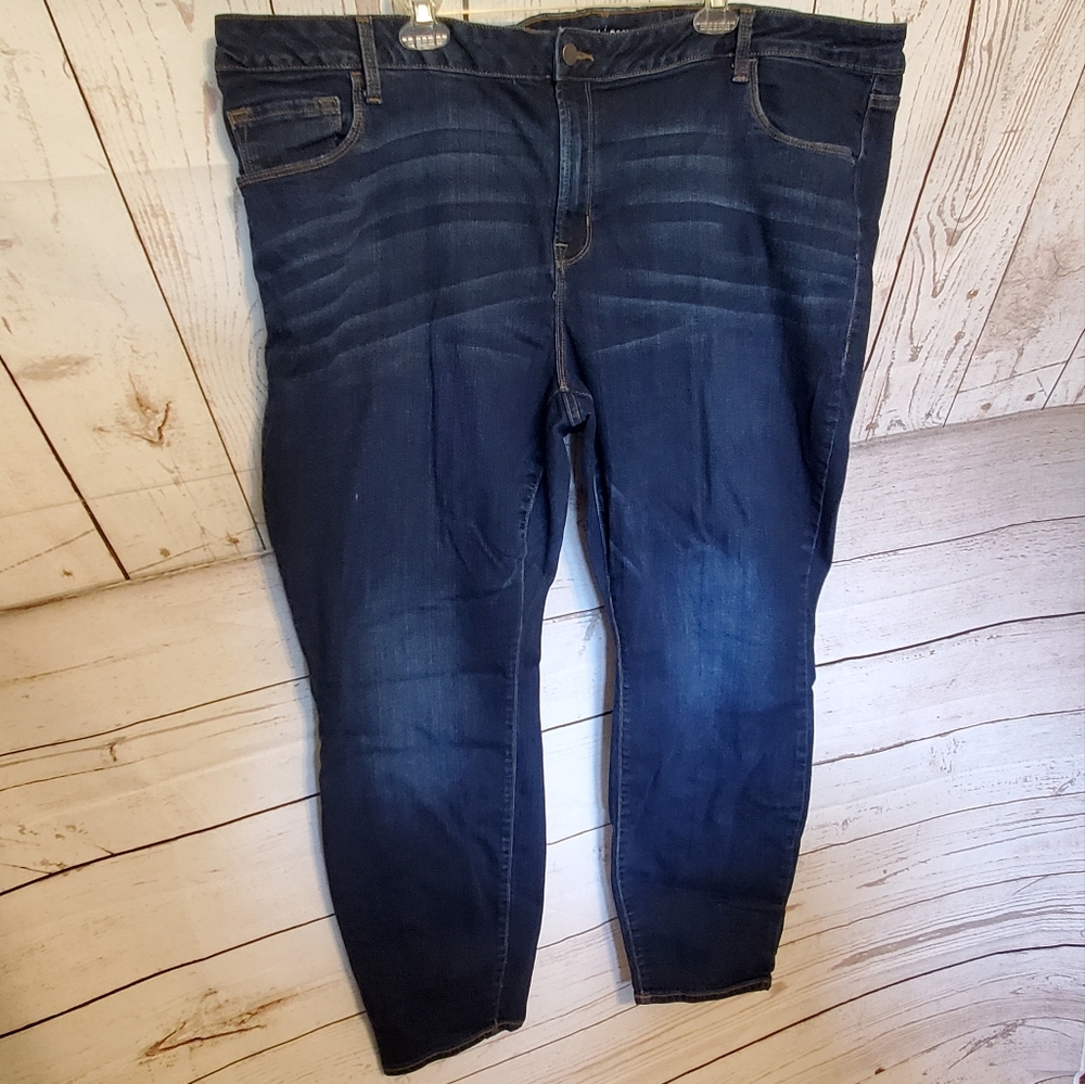 Old Navy women's Rockstar mid rise dark wash five pocket jeans blue 28